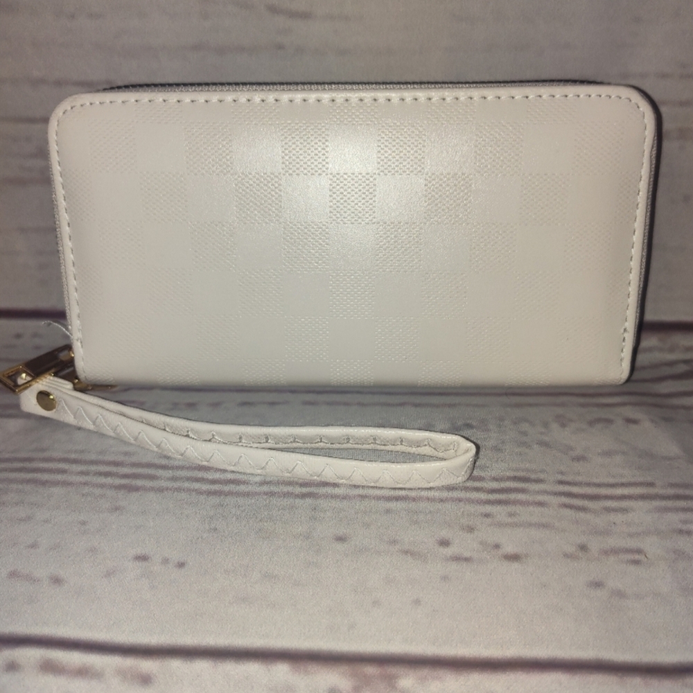 White Double Zip Checkered Women's Clutch Wallet